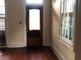 Renovated Victorian 2 Beds 1 Bath 880 Sqft in New Orleans, LA (Photo 3 of 9)