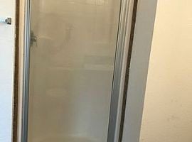 Charming 3 Bedrooms and 2 Bathroom in Eagle Crest, OR (Photo 3 of 9)