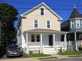 22 Russell Ave, Newport, Ri 02840 in Newport, RI