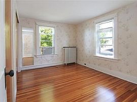 22 Russell Ave, Newport, Ri 02840 in Newport, RI (Photo 12 of 12)