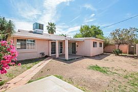 2418 N 19th Dr, Phoenix, Az/ Contact Me 2078081547 in Phoenix, AZ