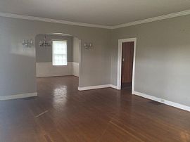 3 Bedroom 4501 Montevallo Rd, Irondale, Al 35210 in Irondale, AL (Photo 2 of 9)