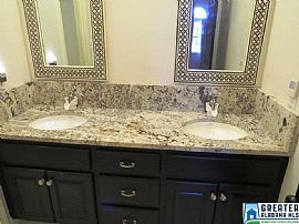 4 Bedroom 320 Gran Ave, Birmingham, Al 35209 in Birmingham, AL (Photo 10 of 10)