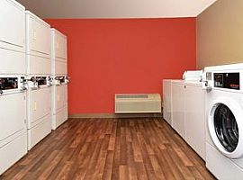 Studio, 1 Bath, 1 Bed Please Contact: Clara @ 503-832-7688 For  in Juneau, AK (Photo 5 of 12)