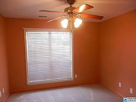 140 Brent Way, Alabaster, Al 35007 3 Beds 2 Baths 1,960 Sqft in Alabaster, AL (Photo 4 of 8)