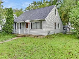 5204 N 62nd St, Milwaukee, Wi 53218 in Milwaukee, WI