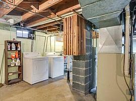 5204 N 62nd St, Milwaukee, Wi 53218 in Milwaukee, WI (Photo 11 of 12)