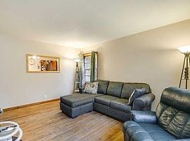 5204 N 62nd St, Milwaukee, Wi 53218 in Milwaukee, WI (Photo 7 of 12)