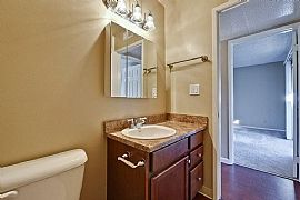 Apt 48 3819 Vineyard Ave, Pleasanton, Ca  3 Beds 1.5 Baths in Pleasanton, CA (Photo 4 of 12)