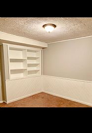 3 Bedrooms in Middletown, KY (Photo 12 of 12)