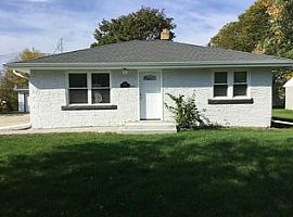 4045 N 127th St, Brookfield, Wi 53005 in Brookfield, WI