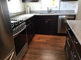 4045 N 127th St, Brookfield, Wi 53005 in Brookfield, WI (Photo 8 of 12)