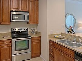 3 Beds · 2 Baths 9734 Tapestry Park Cir, Jacksonville, Fl in Jacksonville, FL (Photo 2 of 10)