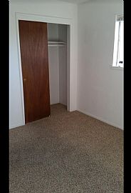 3 Bedrooms in Fresno, CA (Photo 2 of 12)