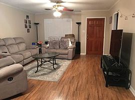 3 Bedroom/2 Bath Completely Renovated Apartment For Lease.  -Li in New Orleans, LA