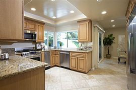 Sun Valley Rd Solana Beach, Ca  4 Beds 3 Baths in Solana Beach, CA (Photo 9 of 12)