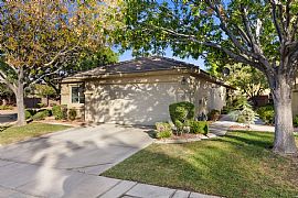 Stunning Single Story 3 Bedrooms in Las Vegas, NV