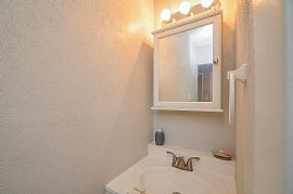 7305 S Gessner Rd, Houston, Tx  3 Beds 2.5 Baths in Houston, TX (Photo 5 of 9)