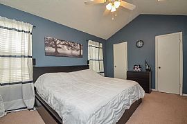 7305 S Gessner Rd, Houston, Tx  3 Beds 2.5 Baths in Houston, TX (Photo 8 of 9)