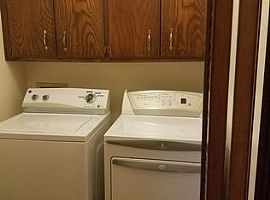 5813 N Sapulpa Ave, Oklahoma City, Ok 73112 3 Beds 2 Baths 1,52 in Oklahoma City, OK (Photo 4 of 7)