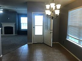 2808 W Fredericksburg St, Broken Arrow, Ok 74011 3 Beds 2 Baths in Broken Arrow, OK (Photo 4 of 7)