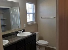 2808 W Fredericksburg St, Broken Arrow, Ok 74011 3 Beds 2 Baths in Broken Arrow, OK (Photo 6 of 7)