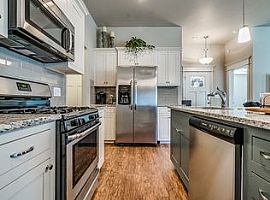 12513 Whispering Hollow Dr, Oklahoma City, Ok 73142 4 Beds 2 Ba in Oklahoma City, OK (Photo 2 of 9)