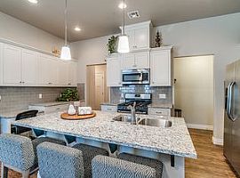 12513 Whispering Hollow Dr, Oklahoma City, Ok 73142 4 Beds 2 Ba in Oklahoma City, OK (Photo 4 of 9)