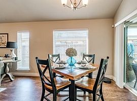 12513 Whispering Hollow Dr, Oklahoma City, Ok 73142 4 Beds 2 Ba in Oklahoma City, OK (Photo 8 of 9)