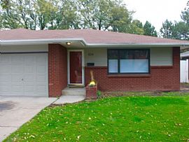 1014 Mchugh St, Fort Collins, Co 80524 2 Beds 1 Bath 972 Sqft in Fort Collins, CO