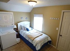 1006 E 12th St, Yankton, Sd 57078 2 Beds 1 Bath 520 Sqft in Yankton, SD (Photo 4 of 7)