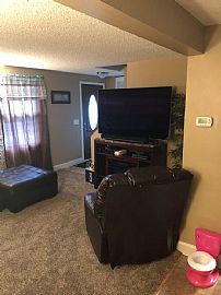 Lovely 4 Bedroom Apartment in North Tonawanda, NY (Photo 3 of 6)