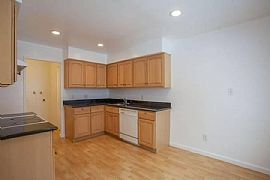 642 Hollenbeck Ave Apt 2, Sunnyvale, Ca   3 Beds 1.5 Baths in Sunnyvale, CA (Photo 8 of 9)