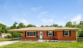 5602 Mockernut Ln, Louisville, Ky 3 Beds 1 Bath in Louisville, KY (Photo 2 of 10)