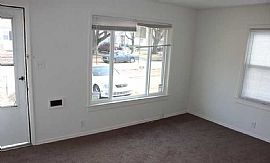 1616 Earl Ave, Louisville, Ky   3 Beds 1 Bath in Louisville, KY (Photo 7 of 9)