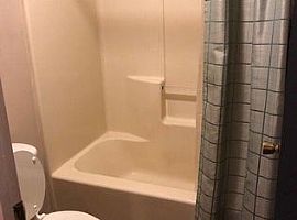 3 Beds 3 Baths in Johnson City, TN (Photo 6 of 7)