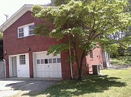 4 Beds 2 Baths in Knoxville, TN (Photo 2 of 2)