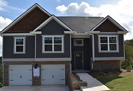 4 Beds 3 Baths in Ooltewah, TN