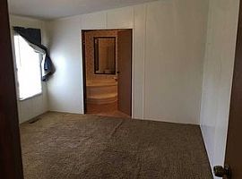 3 Beds 2 Baths in Nashville, TN (Photo 4 of 5)