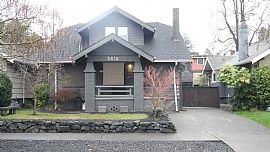 Cool 4 Bedroom Craftsman  in Tacoma, WA