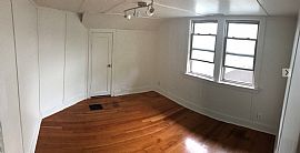 Cool 4 Bedroom Craftsman  in Tacoma, WA (Photo 9 of 12)