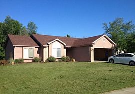 8525 Medallion Run, Fort Wayne, in 46825 3 Beds 2 Baths 1,320 S in Fort Wayne, IN
