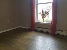 66 Shepherd Dr, Bangor, Me 04401 3 Beds 1 Bath 1,160 Sqft in Bangor, ME (Photo 4 of 6)