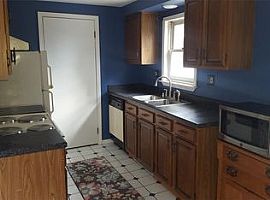 66 Shepherd Dr, Bangor, Me 04401 3 Beds 1 Bath 1,160 Sqft in Bangor, ME (Photo 6 of 6)