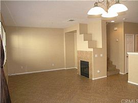 Ridgewalk St Murrieta, Ca   3 Beds 2.5 Baths in Murrieta, CA (Photo 8 of 11)