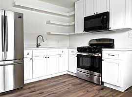  6211 Palm Cir, Austin, Tx 78741  in Austin, TX (Photo 3 of 9)