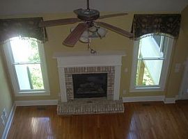 20 Creekview Dr Se, Cartersville, Ga  in Cartersville, GA (Photo 2 of 2)