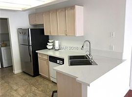 3339 Epson St, Las Vegas, Nv 89129 in Las Vegas, NV (Photo 4 of 12)