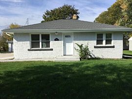 4045 N 127th St, Brookfield, Wi 53005 in Brookfield, WI