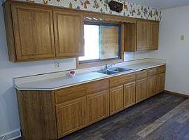 5350 S Egofske Rd, New Berlin, Wi 53146 in New Berlin, WI (Photo 5 of 8)